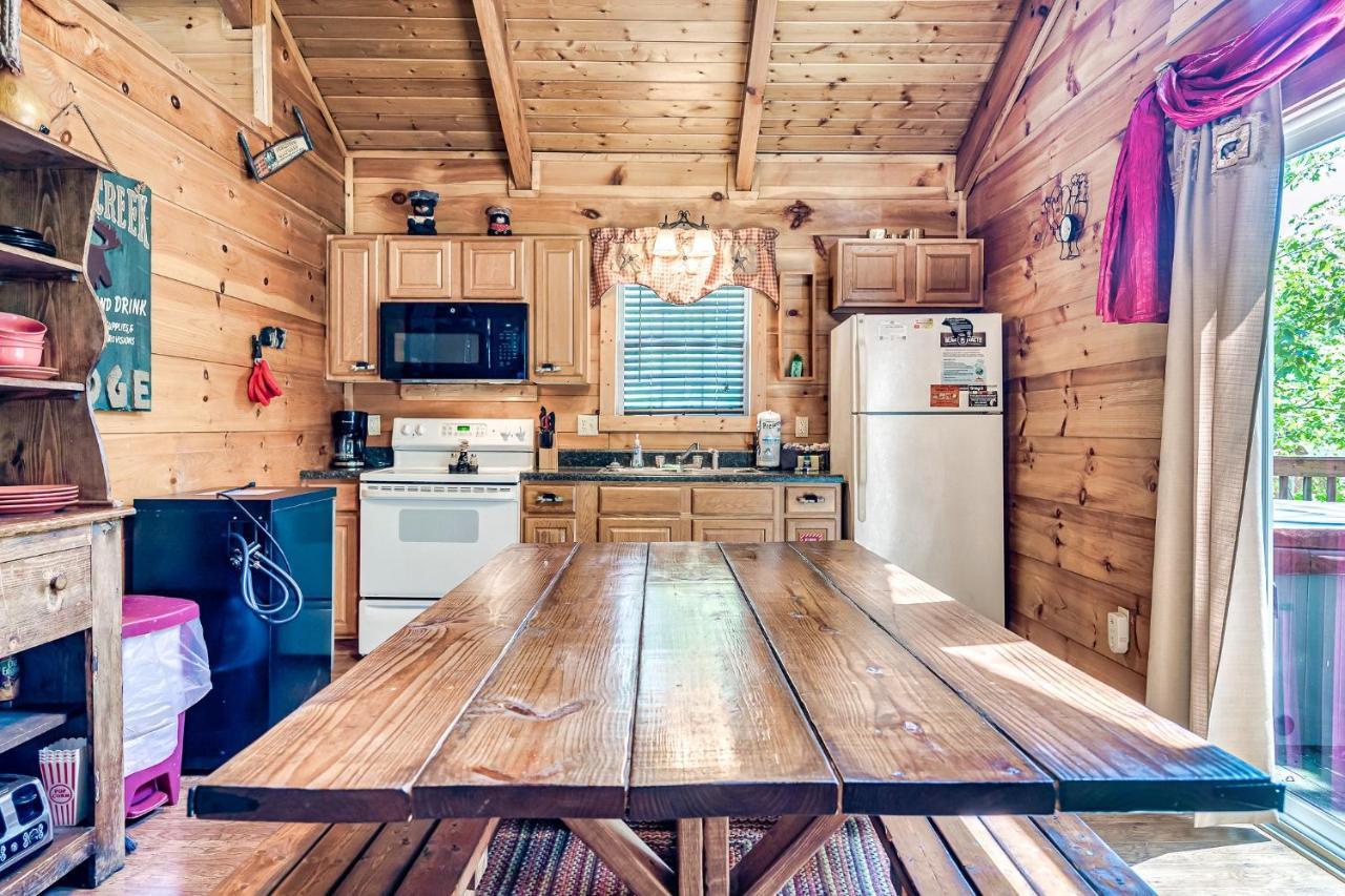 ガトリンバーグ Mama Bear'S Moonshine Ridgeヴィラ エクステリア 写真